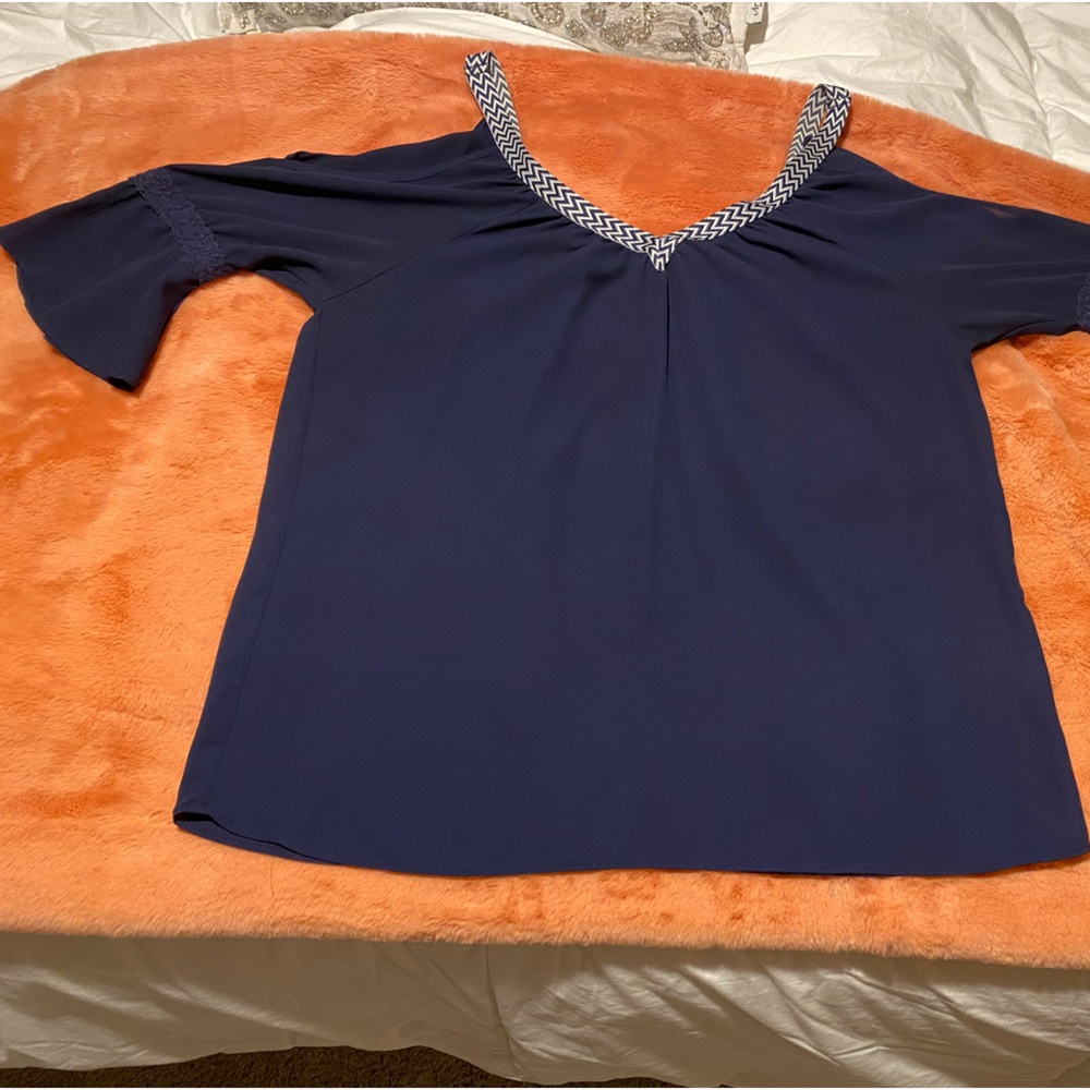 100% polyester